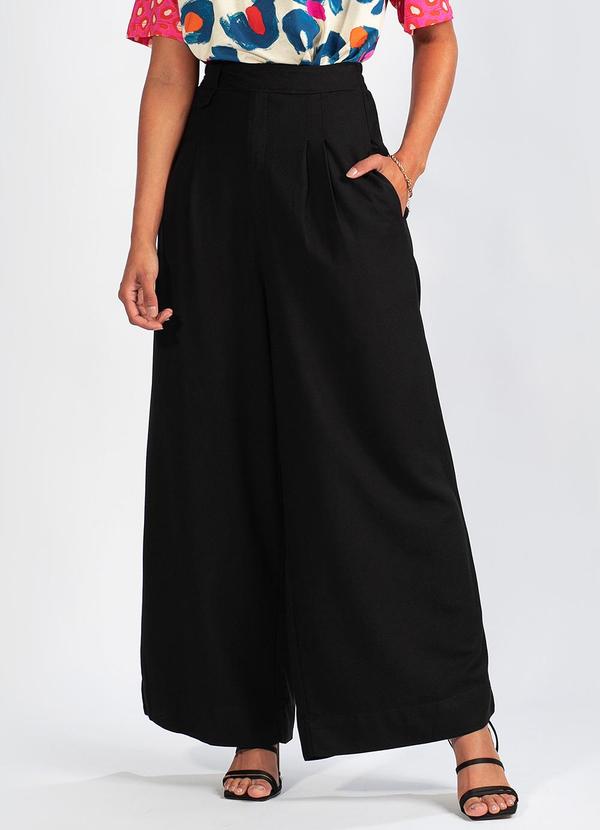 Farm - Calça Reta em Pregas Viscose Preto