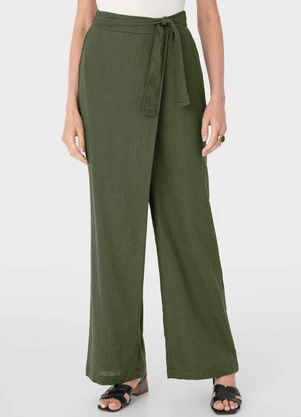 Malwee - Calça Verde Reta Assimétrica em Viscolinho - MALWEE