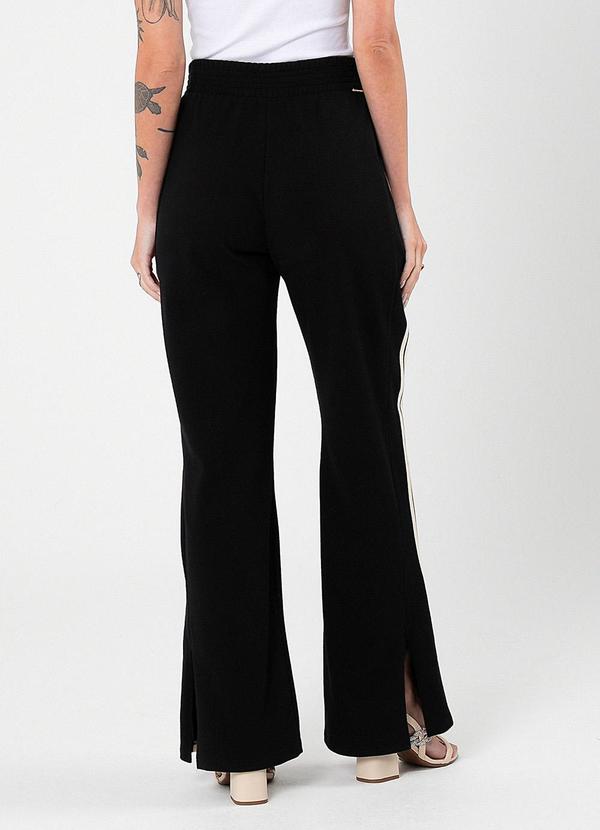 Cativa - Calça Wide Leg em Malha Texturizada Preto 2