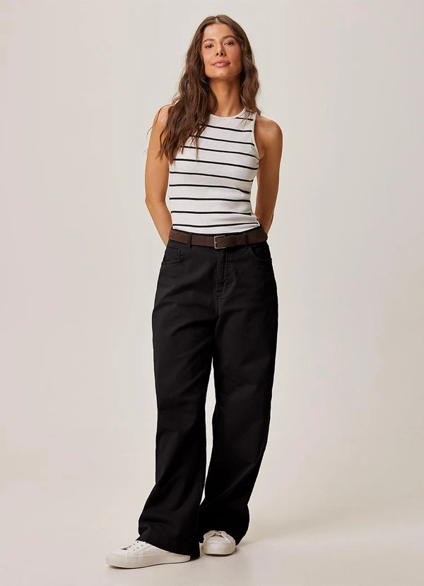 Malwee - Calça Wide Leg em Sarja Preto
