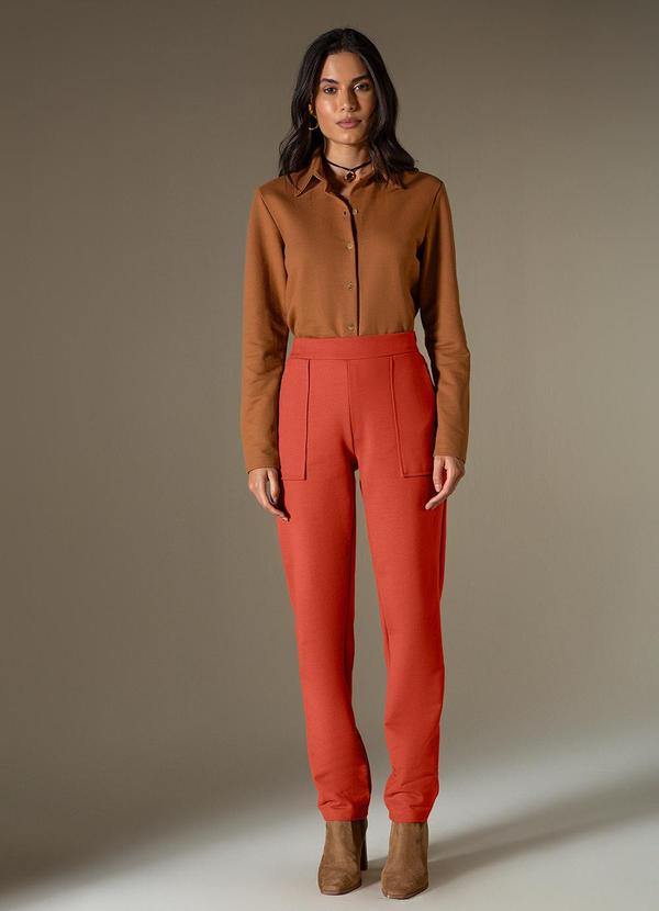 Use Modo - Calça Bolso Amplo Marrom 2