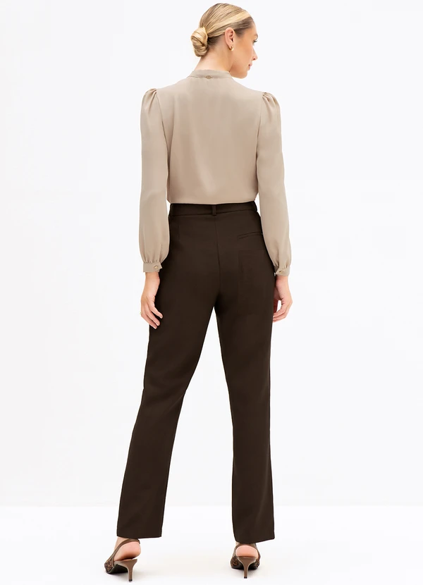 Principessa - Calça de Alfaiataria em Viscose Gleiciana Marrom 4