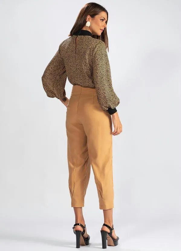 Hering - Calça de Viscose Sarjada Bege 4