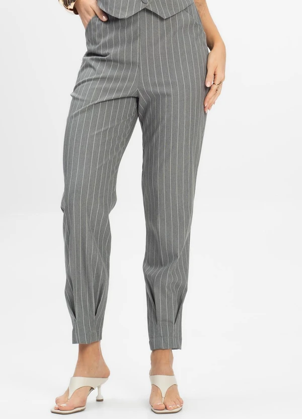 Rovitex - Calça em Alfaiataria Risca Giz Toda Nua Cinza