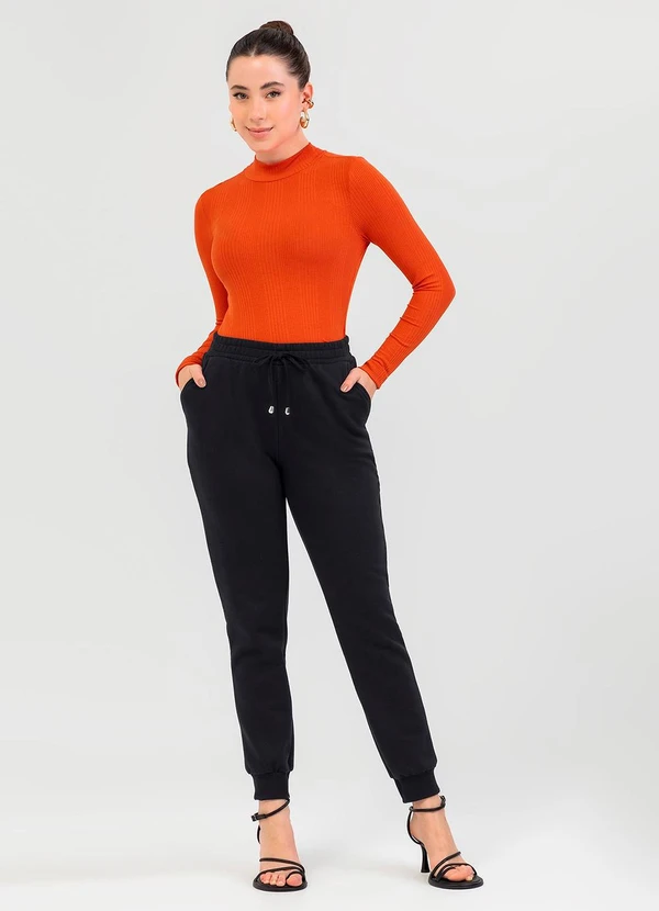 Cativa - Calça em Moletom Preto 3