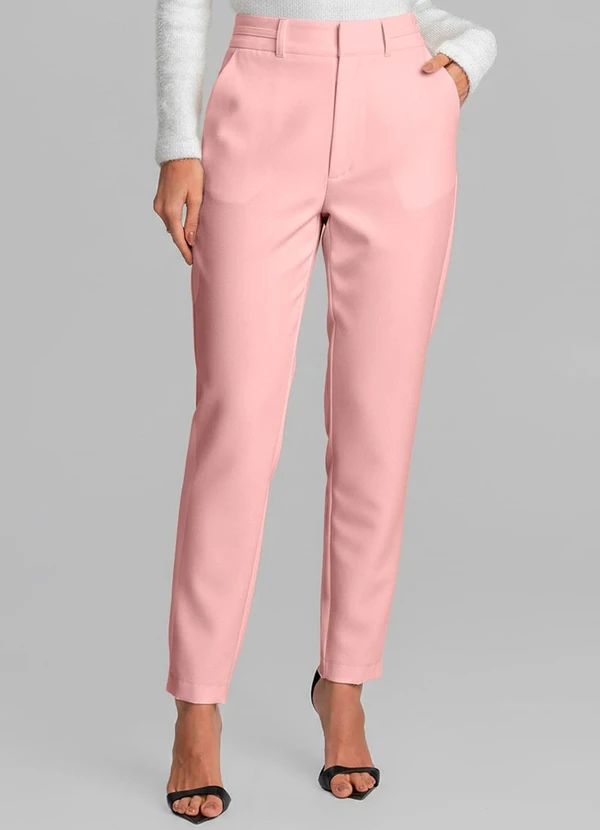 Dianna - Calça Feminina Cenoura em Barbie Strong Rosa