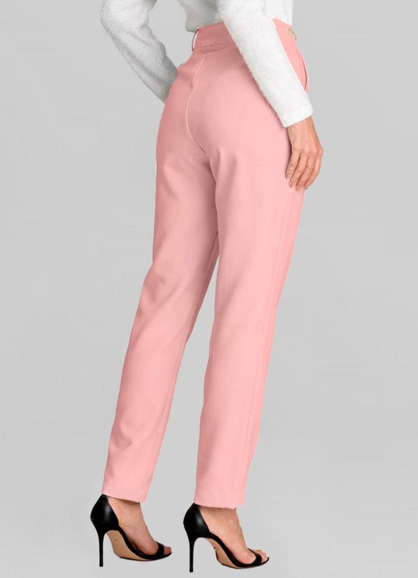 Dianna - Calça Feminina Cenoura em Barbie Strong Rosa 2
