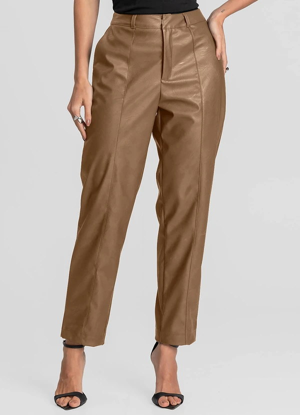 Dianna - Calça Feminina em Courino Basic Marrom