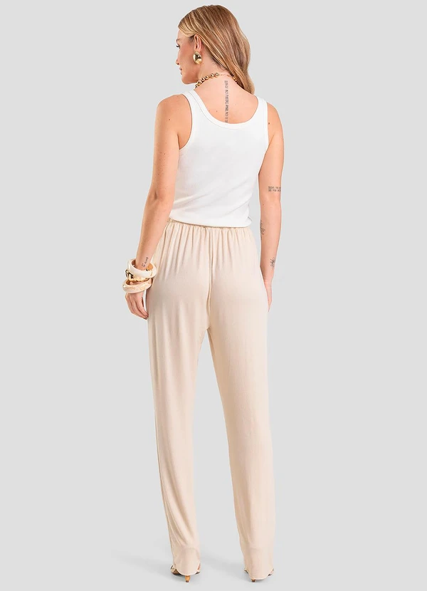 Dianna - Calça Feminina em Visco Maquinetada Bege 4