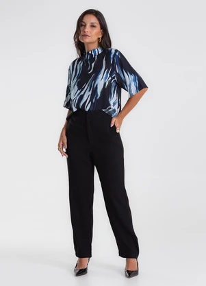 Endless - Calça Feminina em Viscose Dobby Preto - ENDLESS
