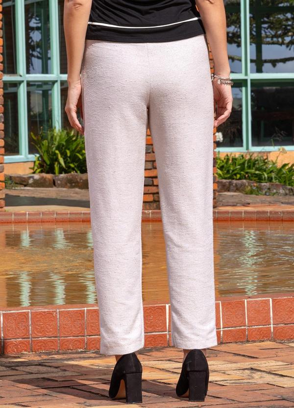 Quintess - Calça Natural em Moletinho 9