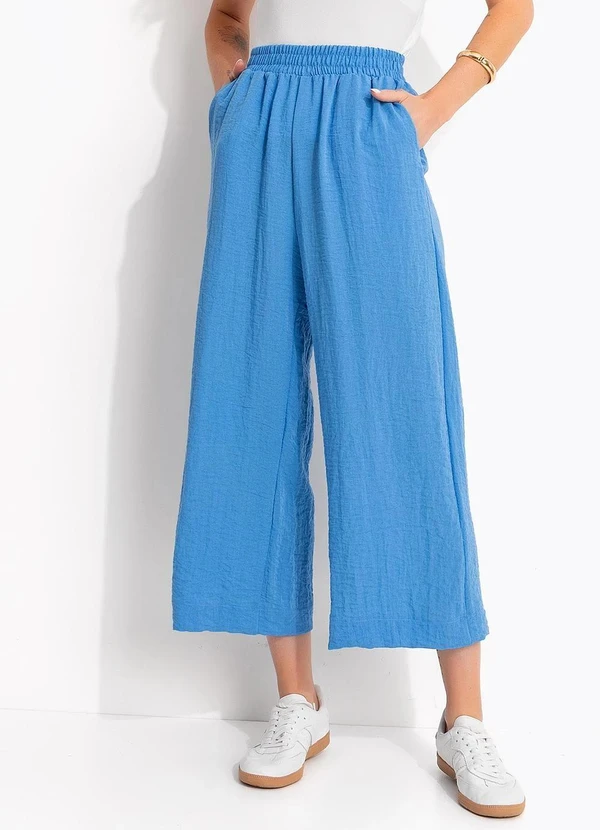 Quintess - Calça Pantacourt Azul em Tecido Gaze com Cós Elástico