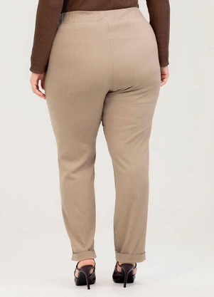 Cativa - Calça Plus Size em Viscose Marrom Claro - CATIVA