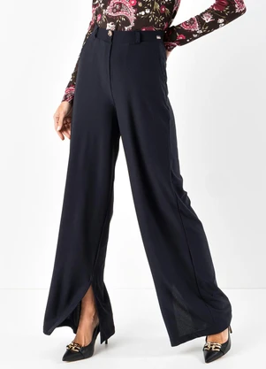 Quintess - Calça Preta com Fenda Interna na Perna - QUINTESS