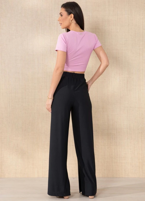 Quintess - Calça Preta com Fenda Interna na Perna 11