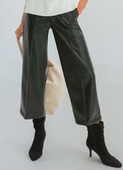 Cala Preta em Material Sinttico