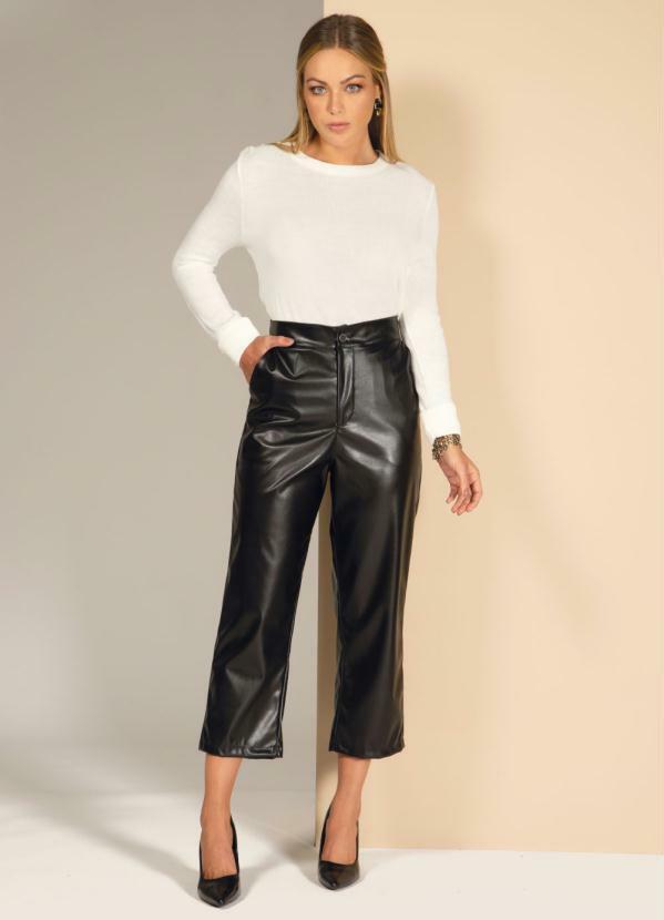 Quintess - Calça Preta Reta com Bolsos 3