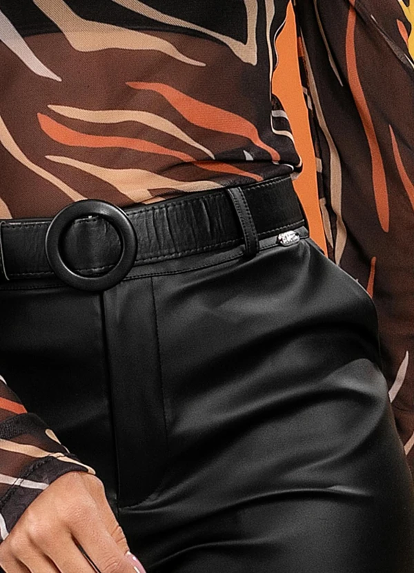 Quintess - Calça Preto em Material Sintético 14