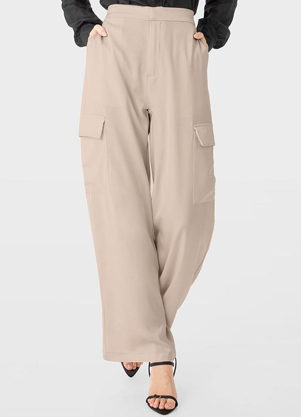 Enfim - Calça Reta Cargo Cetim Bege