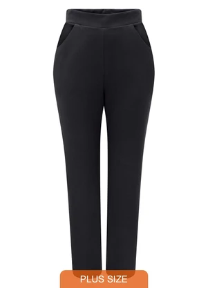 Lunender Mais Mulher - Calça Reta com Bolsos Plus Size Preto - LUNENDER MAIS MULHER
