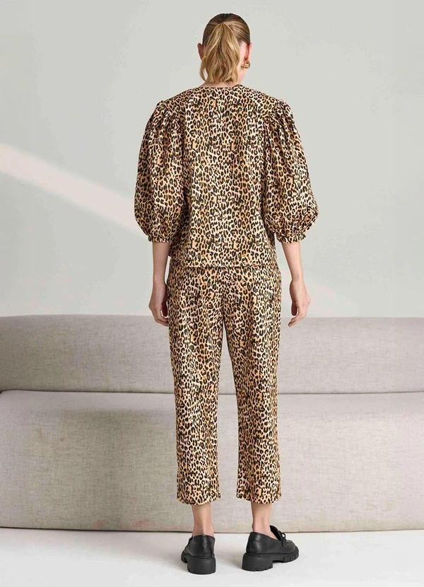 Ritmi Studio - Calça Reta com Fenda 2