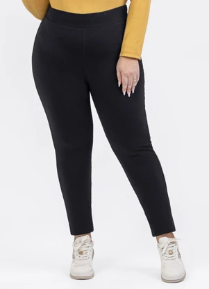Habana - Calça Reta em Molecotton Peluciado Preto - HABANA