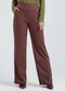Gris - Calça Reta em Tecido Texturizado Marrom Escu - variação: Calça Reta em Tecido Texturizado (Marrom Escu