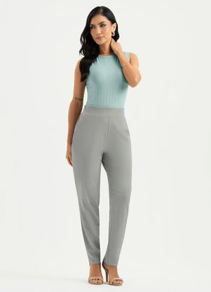 Cativa - Calça Reta em Viscose Cinza - CATIVA