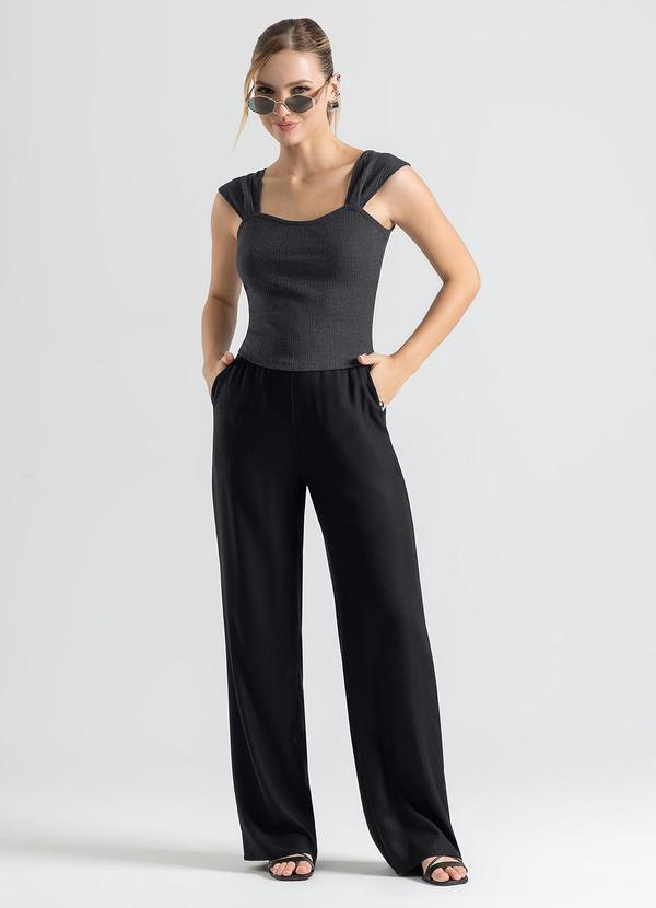 Cativa - Calça Reta em Viscose Preto 3