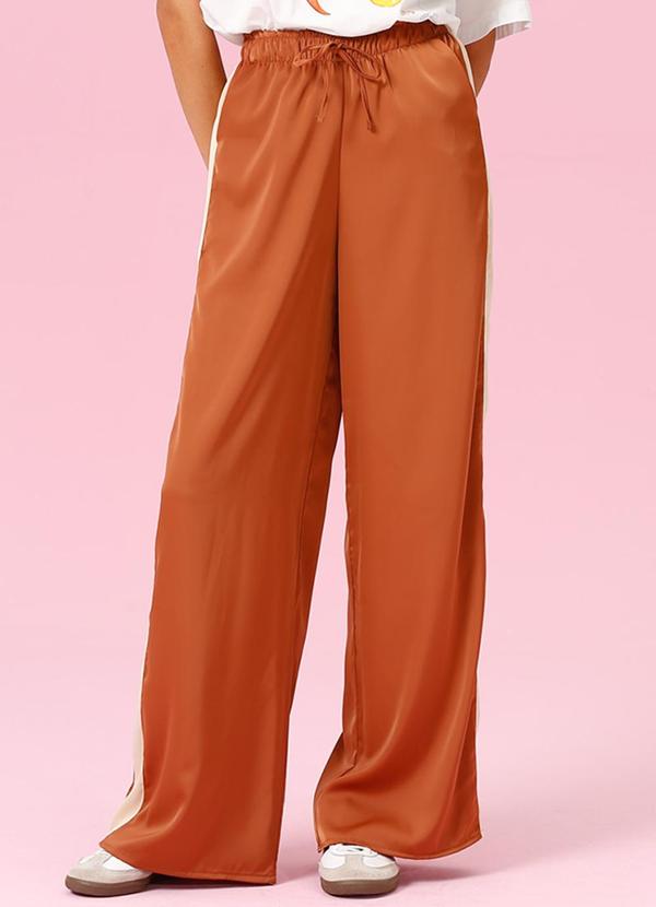 In Love - Calça Reta Jessica Marrom