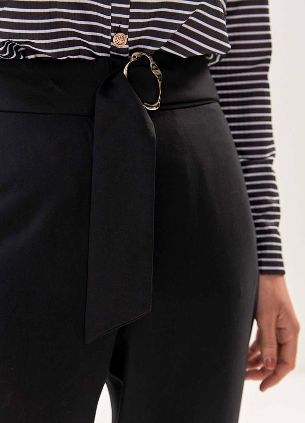 Carlota Costa - Calça Reta Lisa Preto 5