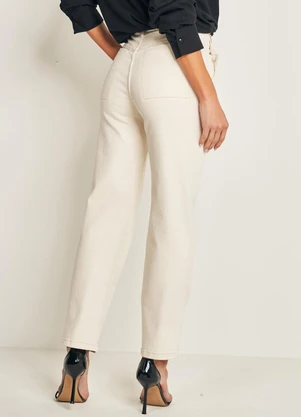 Doce Trama - Calça Reta Slim em Sarja com Bolso Faca Branco - DOCE TRAMA