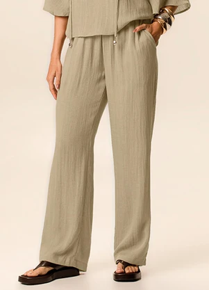Malwee - Calça Reta Texturizada Areia - MALWEE