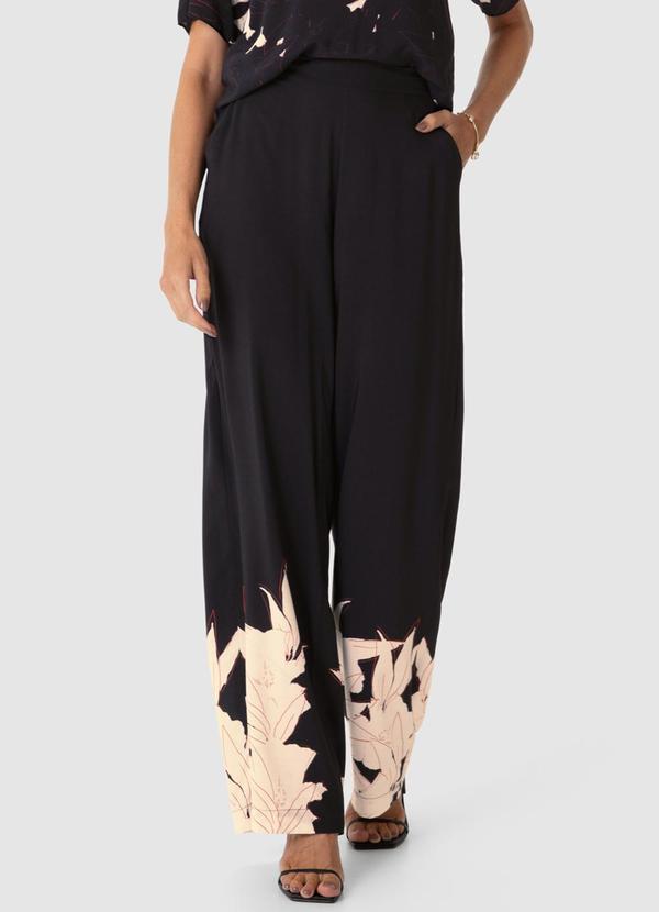 Malwee - Calça Reta Tropical em Viscose Preto