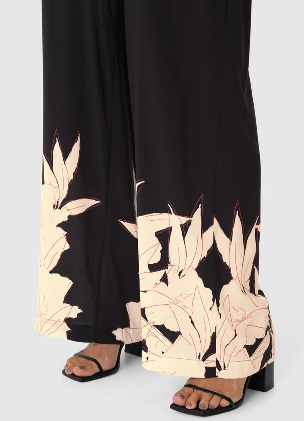Malwee - Calça Reta Tropical em Viscose Preto 5