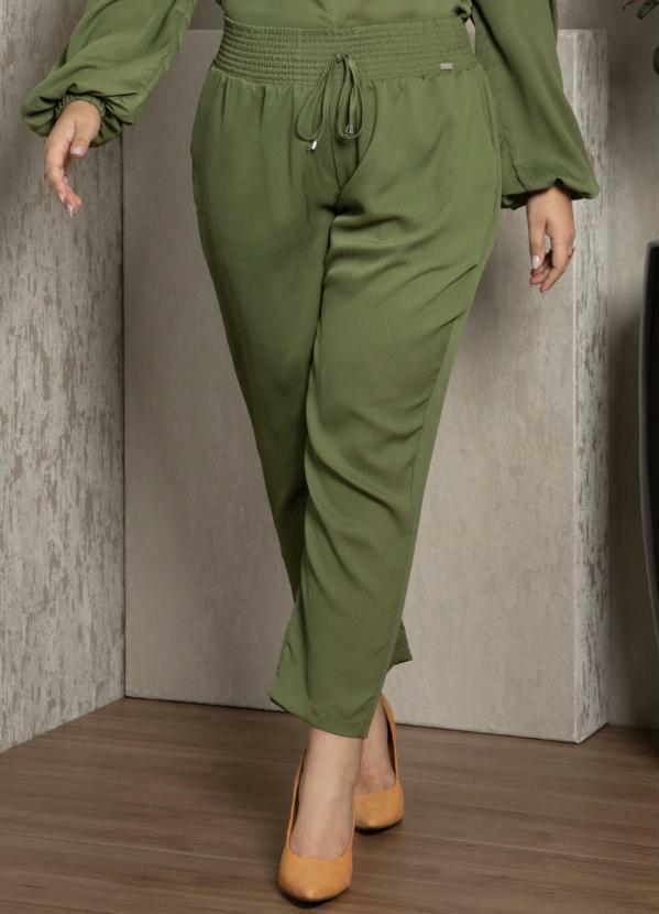Quintess - Calça Verde Cintura Alta com Elástico na Cintura
