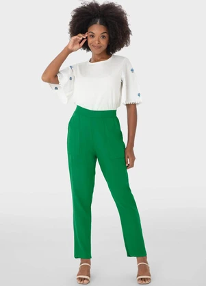 Malwee - Calça Verde Reta Feminina em Viscolinho - MALWEE