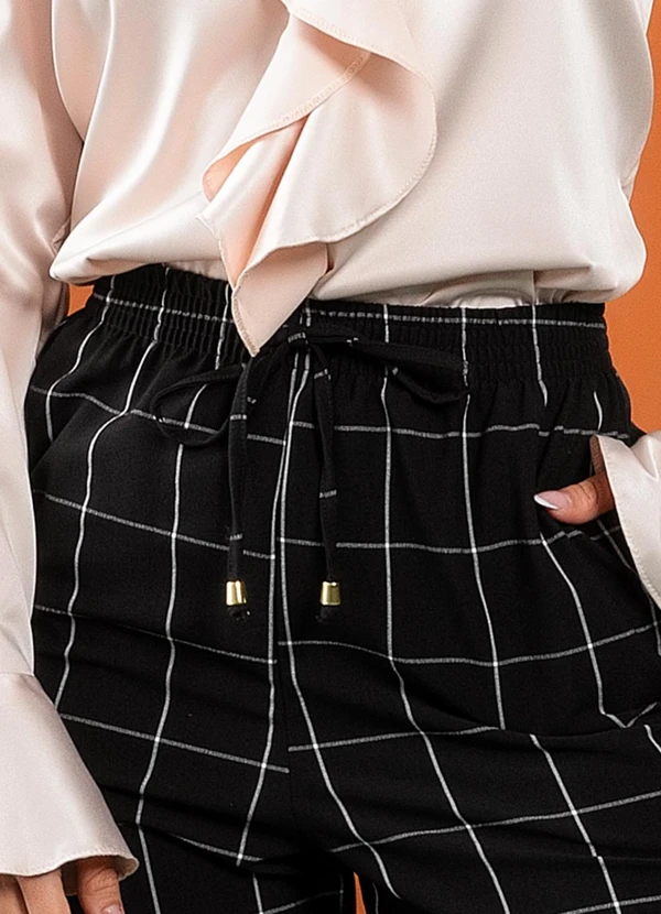 Quintess - Calça Xadrez Grid em Tecido de Alfaiataria 3