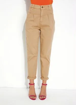 Sawary Jeans - Calça Cáqui Mom Jeans com Bolsos Sawary - SAWARY JEANS