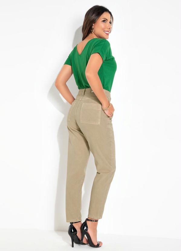 Outlet - Calça Cáqui Mom Jeans com Bolsos Sawary 5