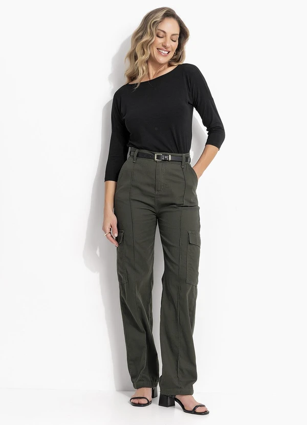 Quintess - Calça Cargo Verde Militar em Sarja