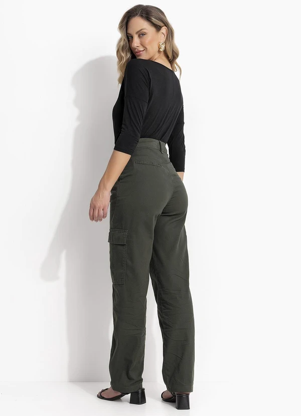 Quintess - Calça Cargo Verde Militar em Sarja 2