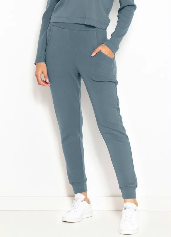 Maria Filó Calça Cenoura de Sarja Comfy Verde