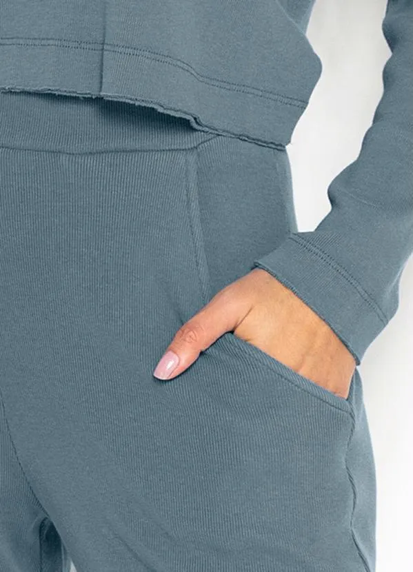 Maria Filó - Calça Cenoura de Sarja Comfy Verde 6