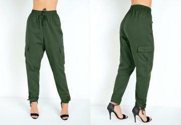 Cala com Bolsos Laterais e Amarraes Verde