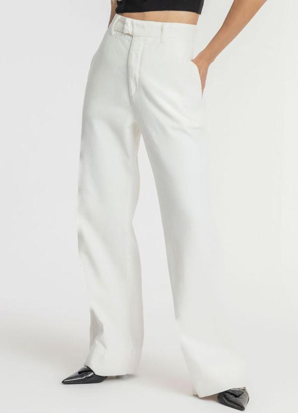 La Tay - Calça em Sarja Off 2