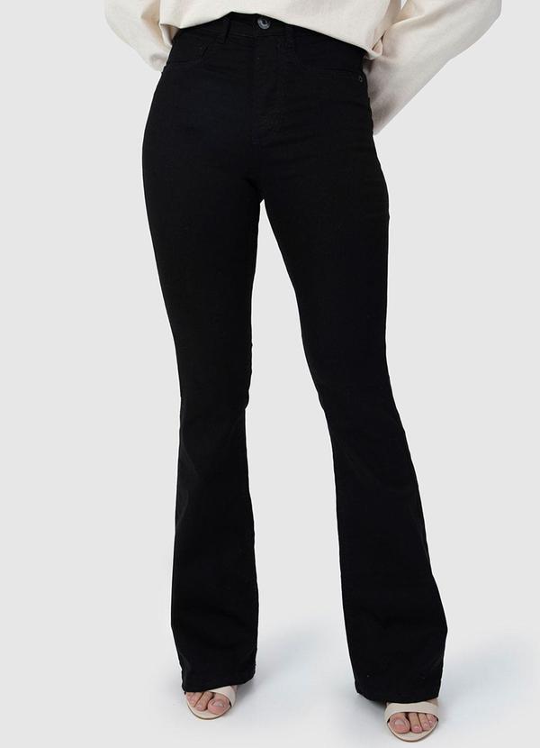 Malwee - Calça Feminina Flare em Sarja Preto