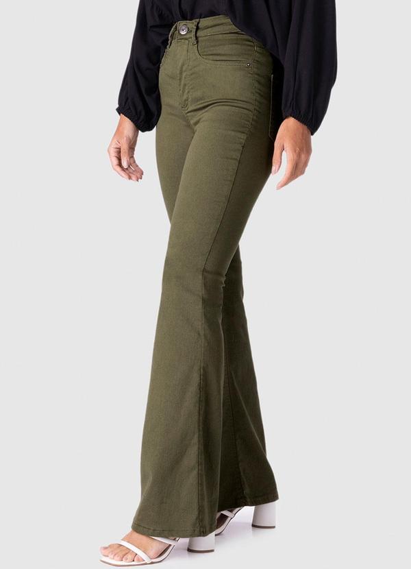 Malwee - Calça Feminina Flare em Sarja Verde