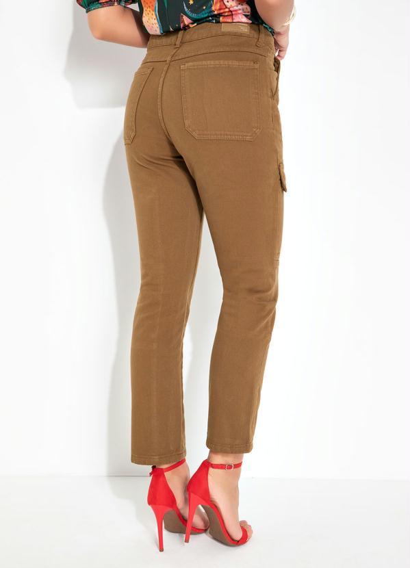 Queima Estoque - Calça Marrom com Bolsos Funcionais Sawary 2