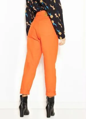 Colcci - Calça Mom de Sarja Laranja - COLCCI